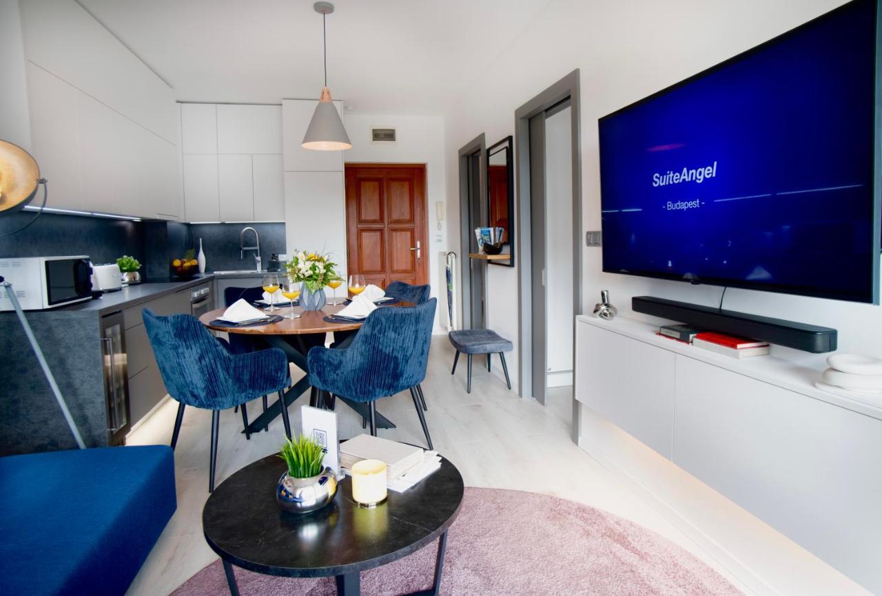 Suiteangel - Luxury Design Condo With Free Garage Budapest Exteriör bild